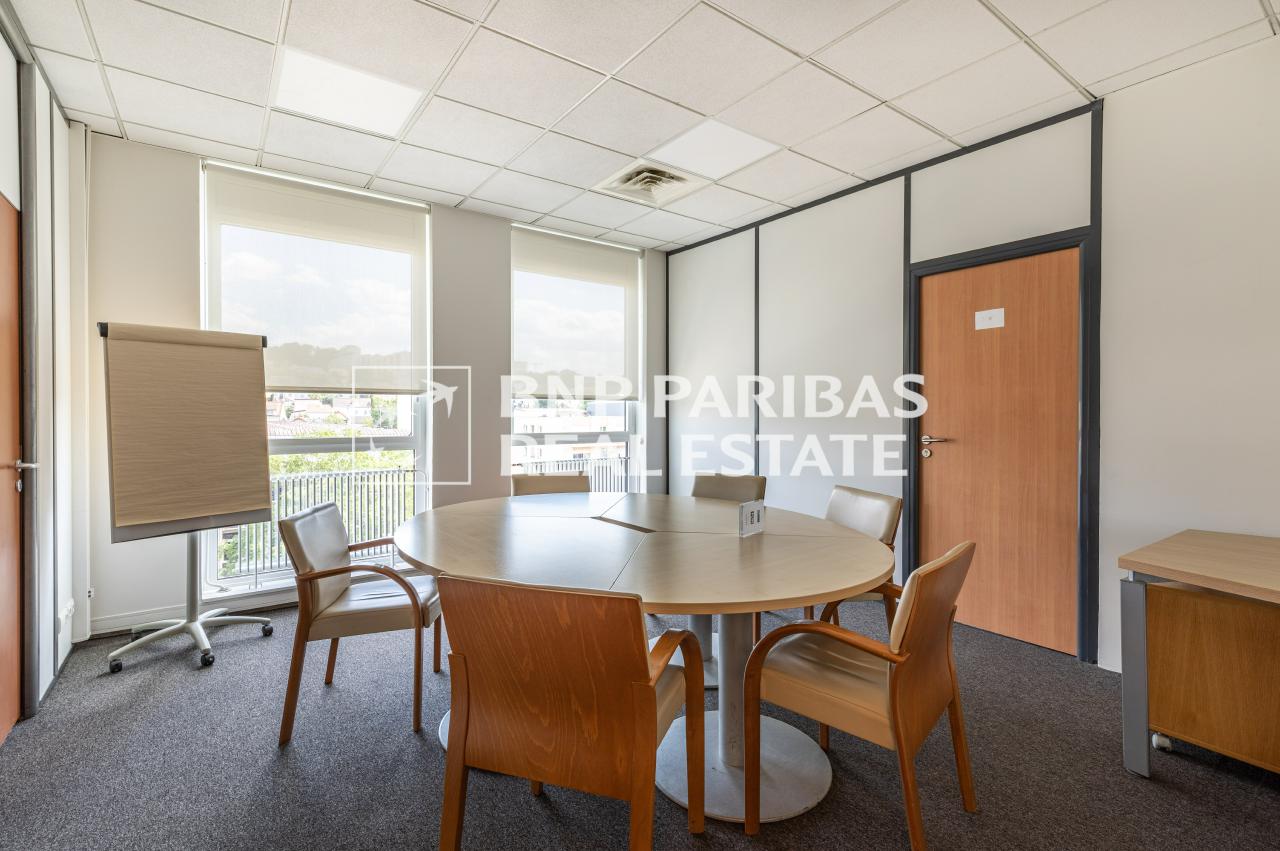 Bureau Nanterre 901m² Location bureau Nanterre Hauts-de-Seine OLBUR2203332 2